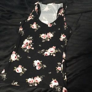 Tank top flowers
